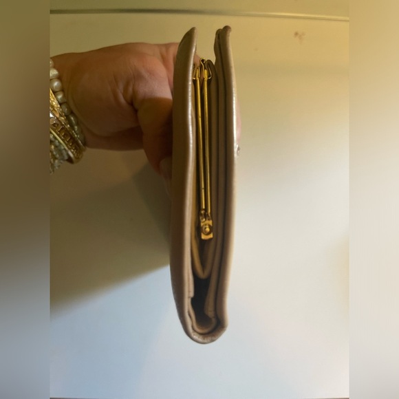 Chanel Timeless CC Continental Kisslock Flap Wallet Tan Caviar Leather Vintage - Picture 10 of 15